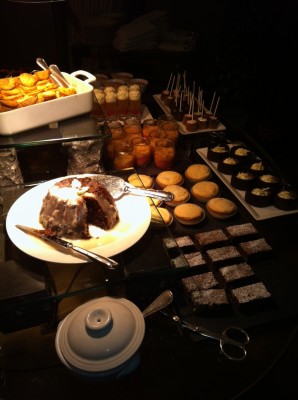 pudding table The spread