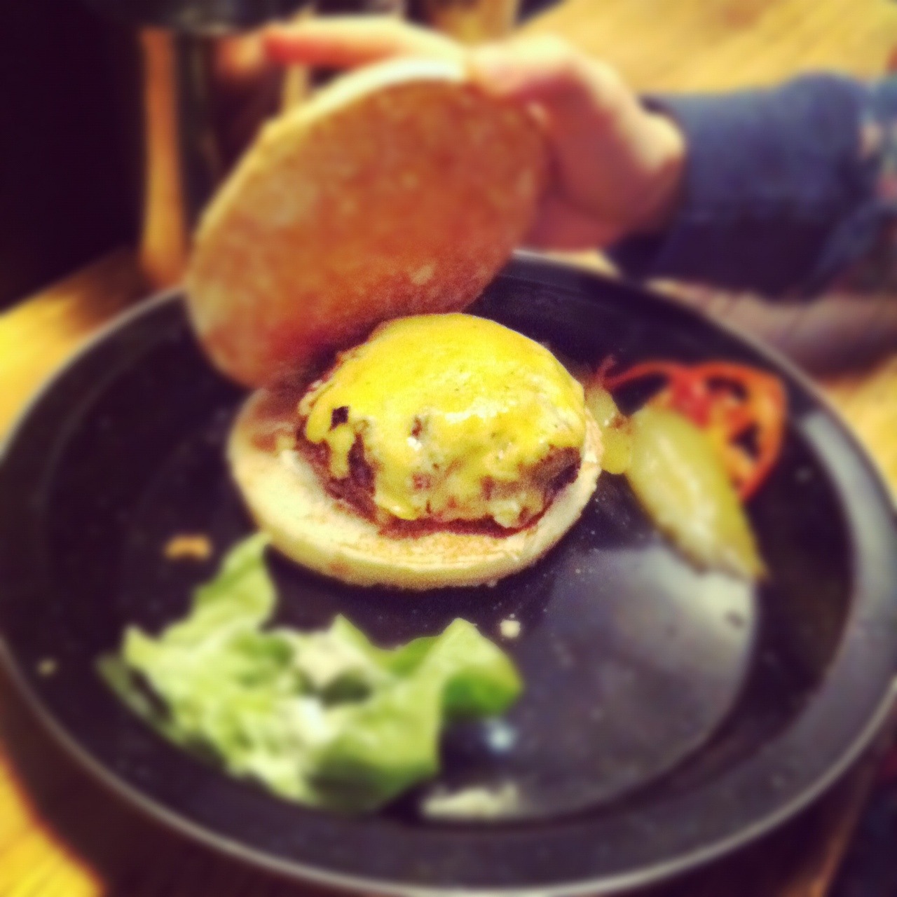 The basic cheeseburger