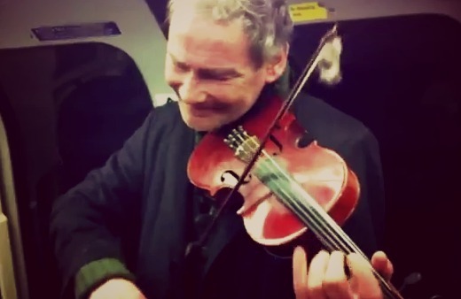 violin player in the London Underground tube