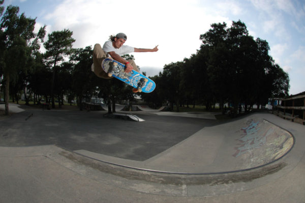 Julien of Skatelandes does a skateboard trick