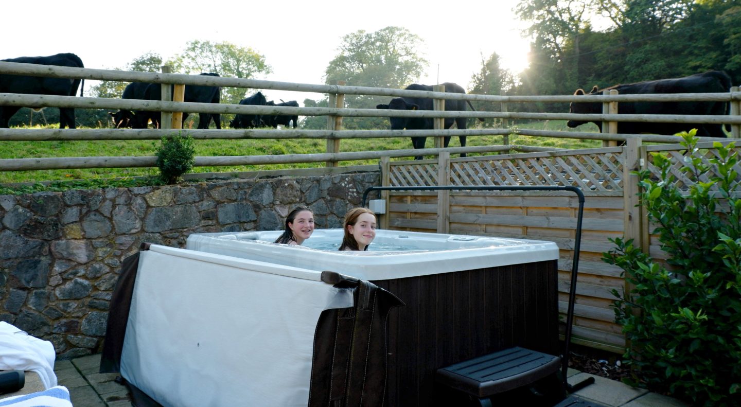 hot tub at Linney Cottage
