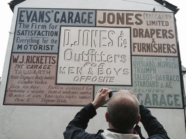 sign Talgarth Wales