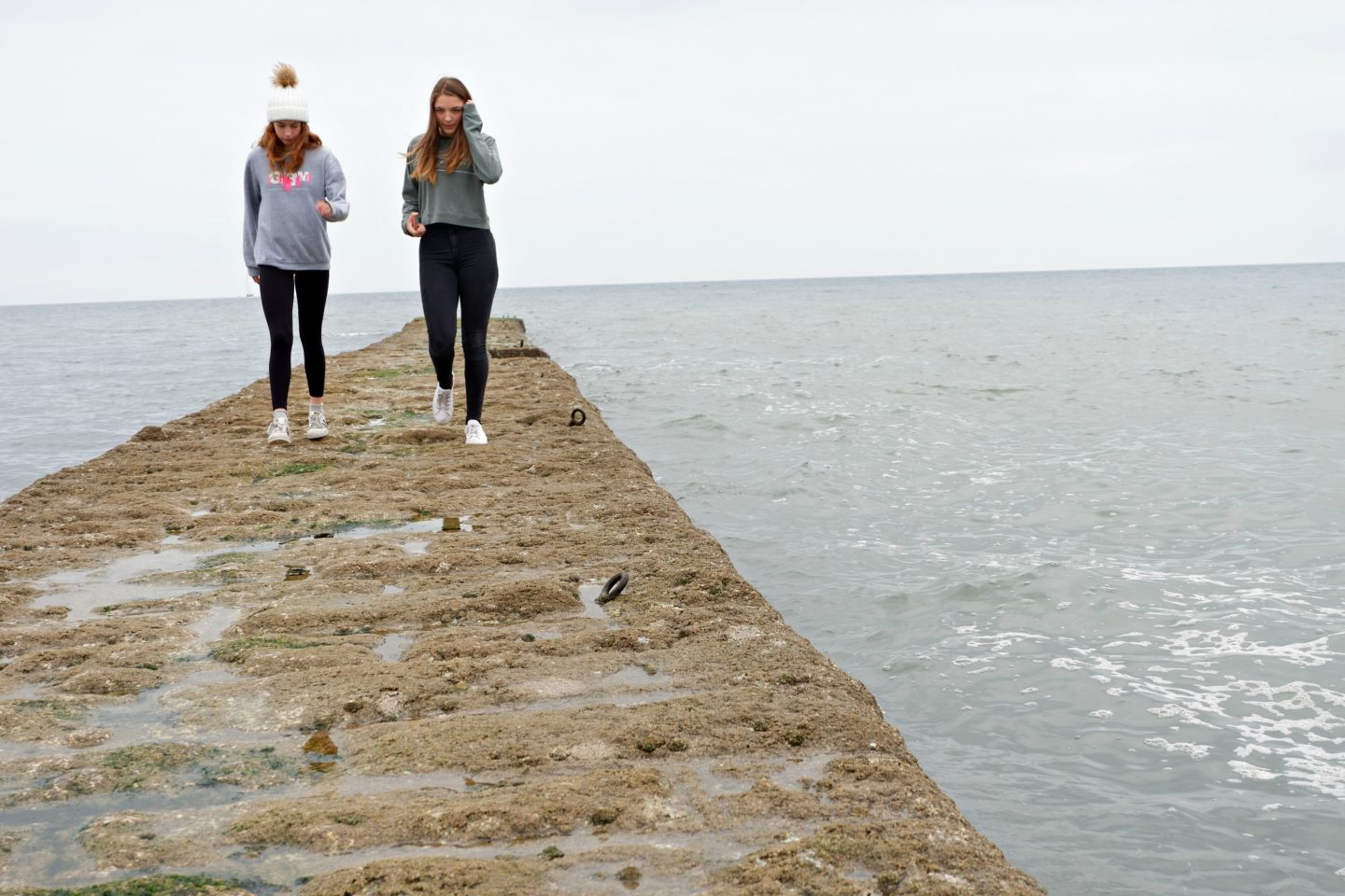 Girls on pier at Dawlish - Jenography